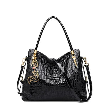 Bolso FOXER Tote de Charol Negro con Textura para Señoras Stylish Sequin