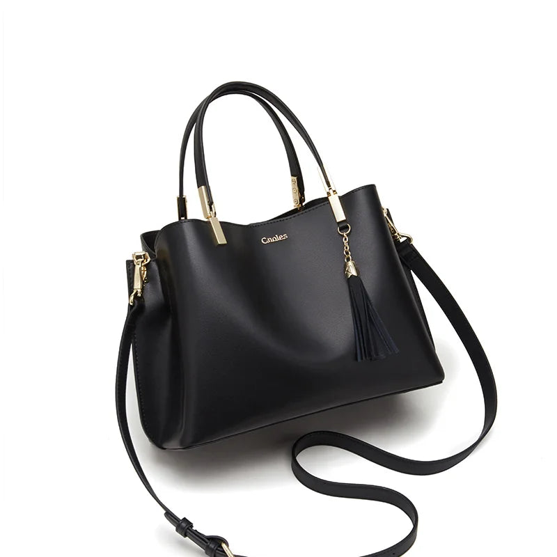 Bolso Tote Ejecutivo "Cnoles" Fashion con Borla - Negro Clásico