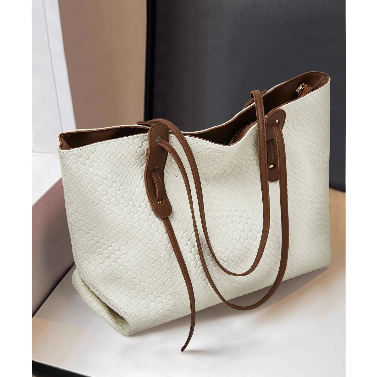 2025 Otoño e Invierno Bolso Tote FOXER Tejido: Elegancia Artesanal y Máxima Capacidad