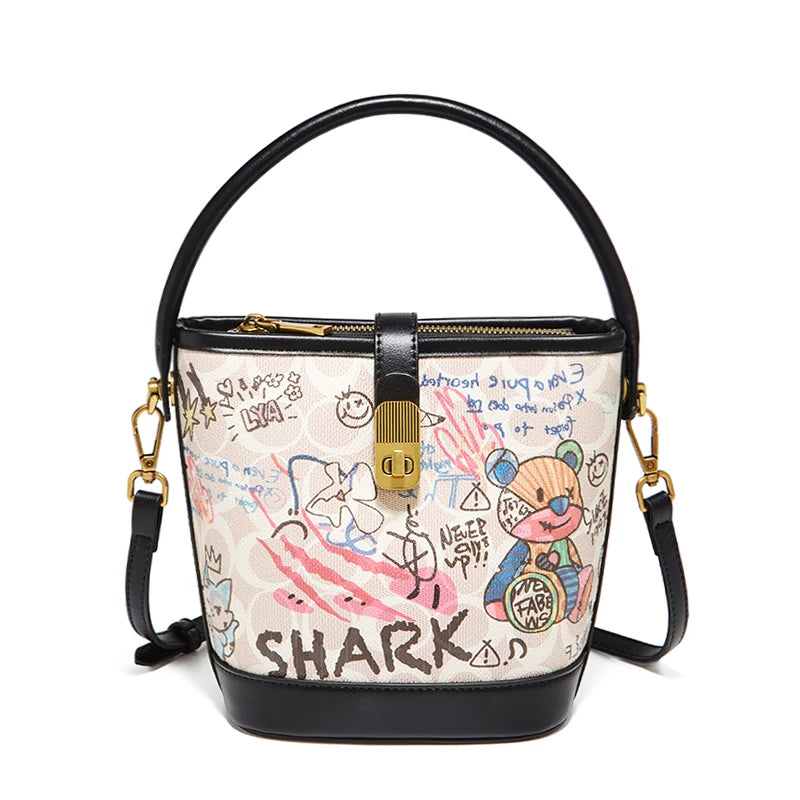 Bolso Bucket FOXER Shark Graffiti - Arte Urbano de Lujo