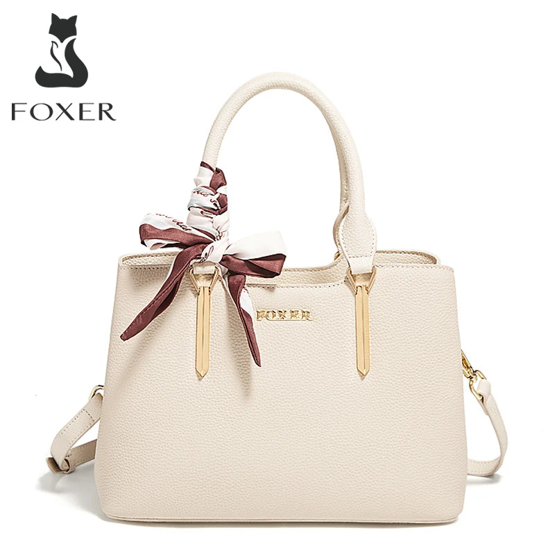 Bolso Satchel FOXER Moda 2025 Elegancia Atemporal con Toque de Seda
