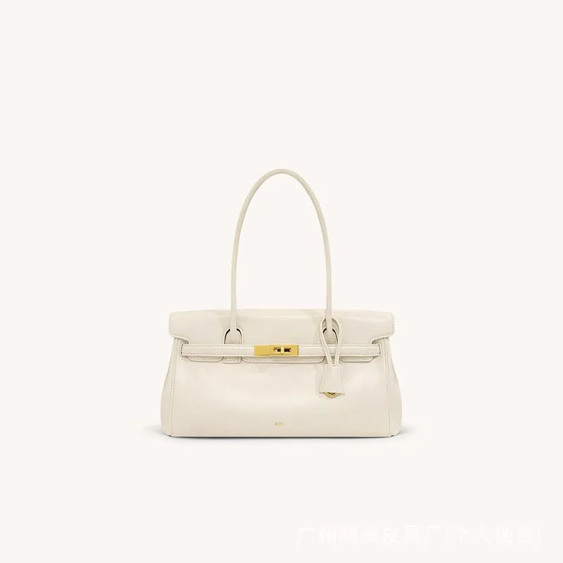 Bolso Hobo JW PEI 2025 de Charol Borgoña - Elegancia y Brillo