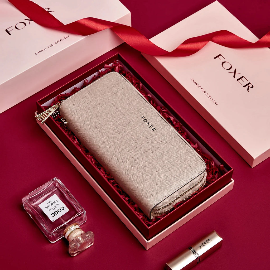 Billetera Larga FOXER para damas: Organización Premium en colores Glaciares