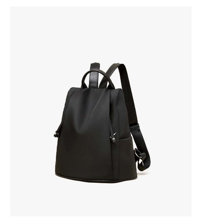 Mochila de tela FOXER 2025 Casual Antirrobo en Nylon Impermeable | Estilo Beige/Nude Elegante