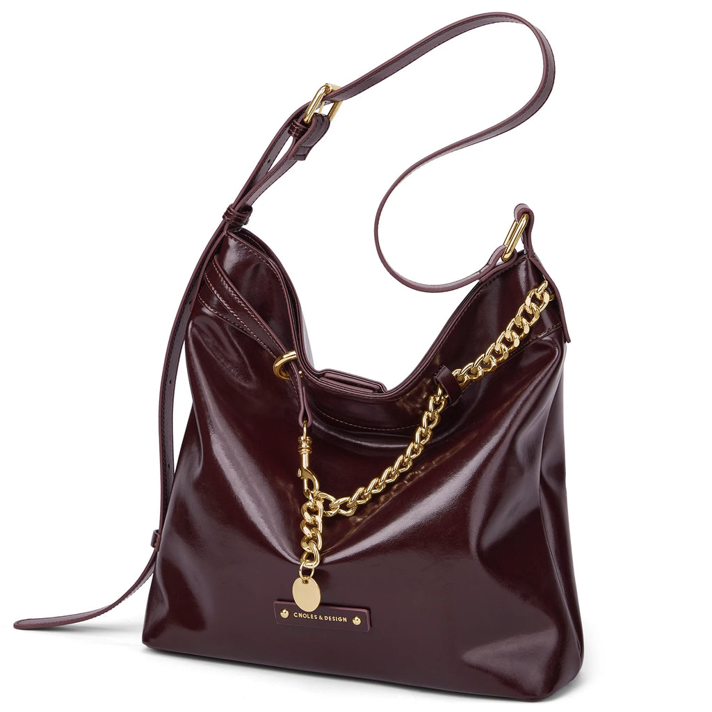 CLONES - Bolso Hobo de Piel Brillante con Cadena - Burgundy