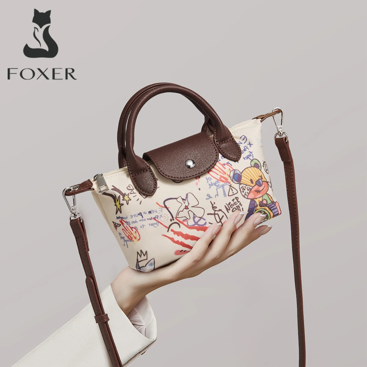 Bolso de Mano para mujer Chic Mini Tote FOXER 2025 "Artistic Graffiti" - Creatividad en Movimiento