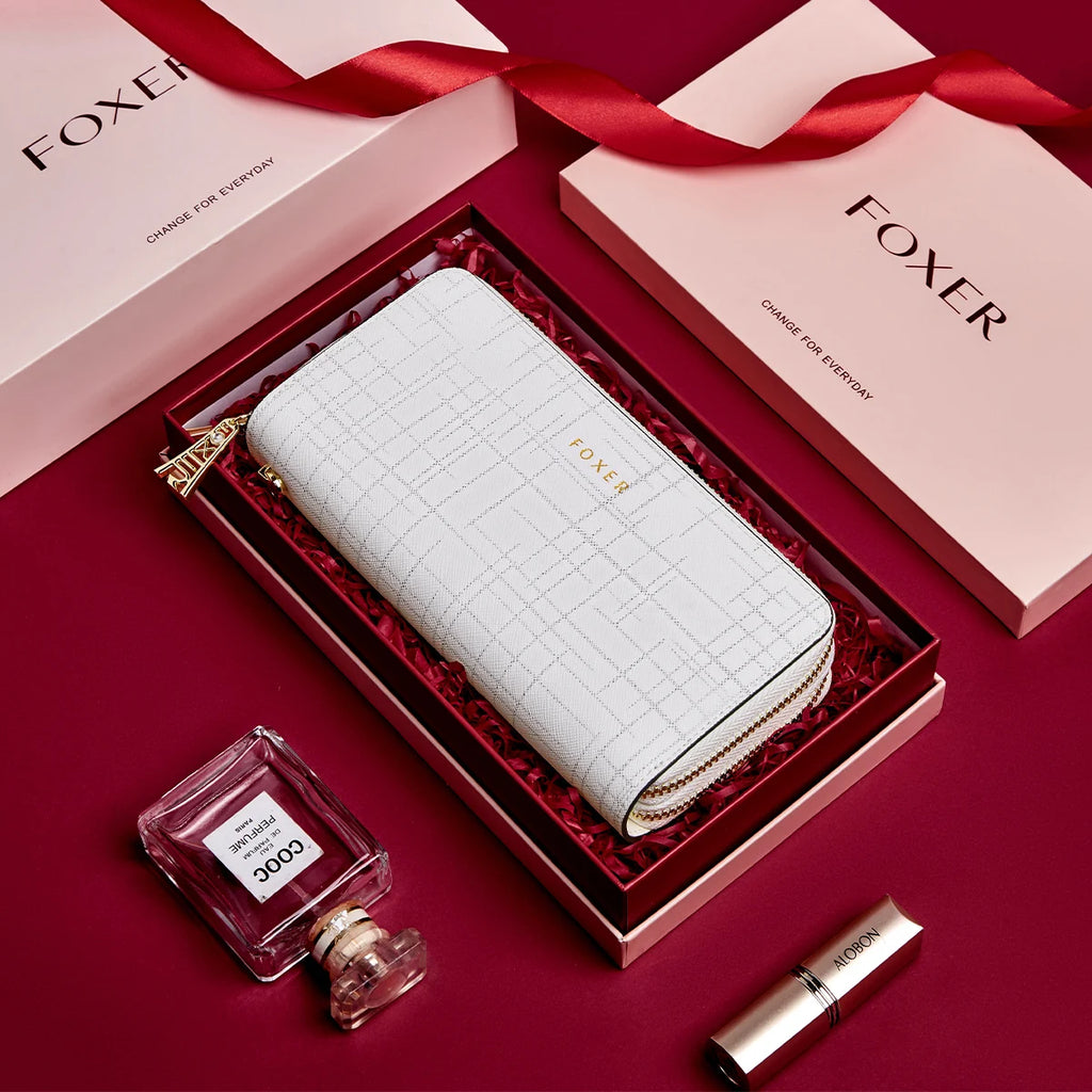 Billetera Larga FOXER para damas: Organización Premium en colores Glaciares