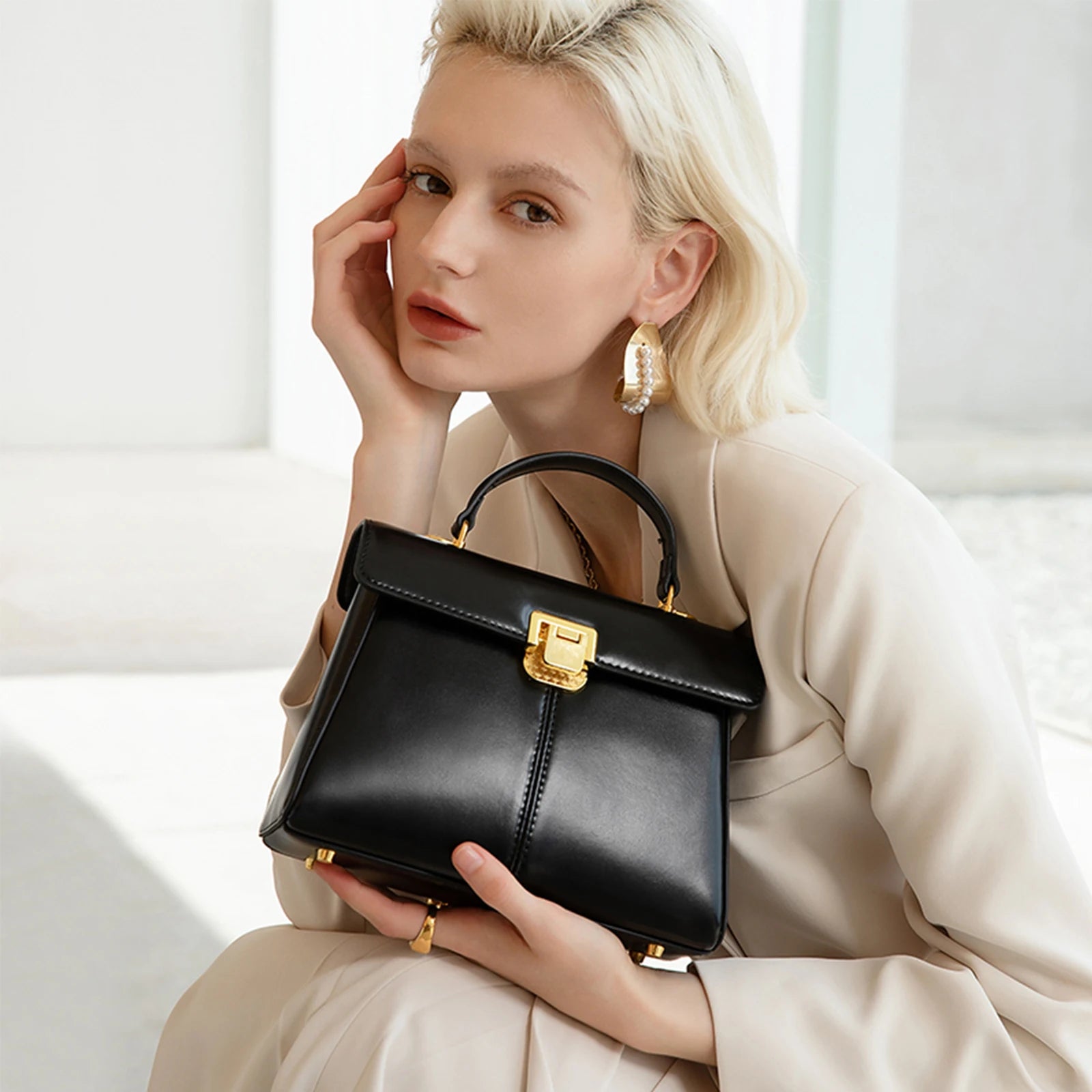 ITAMOOD - Bolso Trapezoidal "París Chic" con Pañuelo de Seda