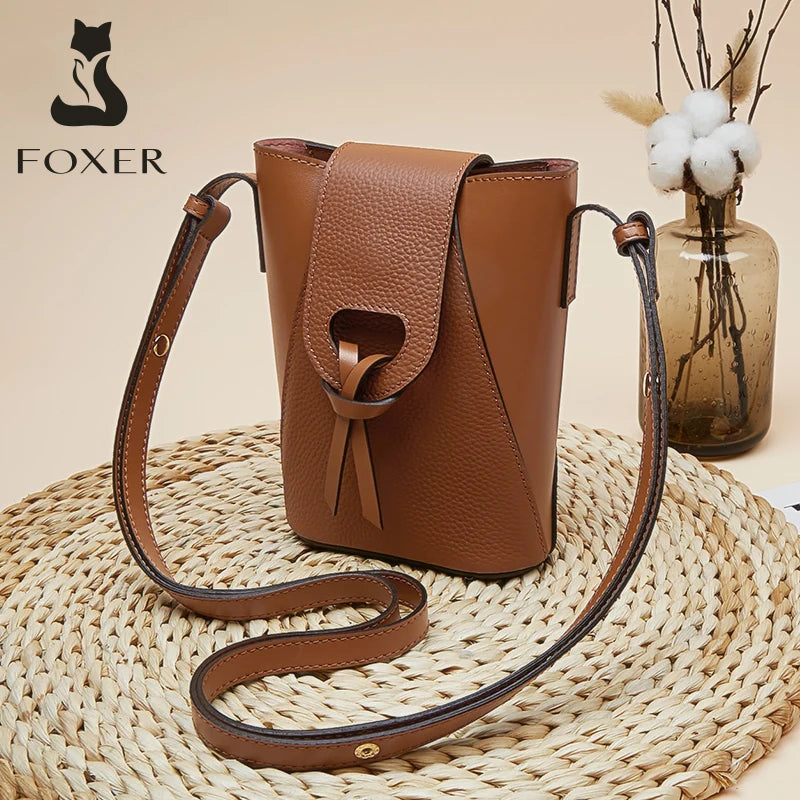 Bolso FOXER Satchel de Lujo con Textura Cocodrilo y Detalles Dorados, bandolera de alta calidad | Convertible